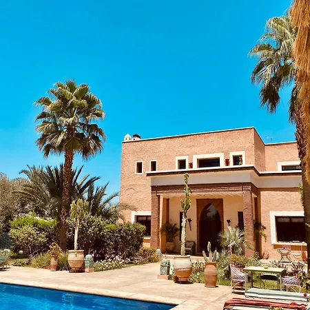 La Villa Des Golfs & Pinkcactus-3